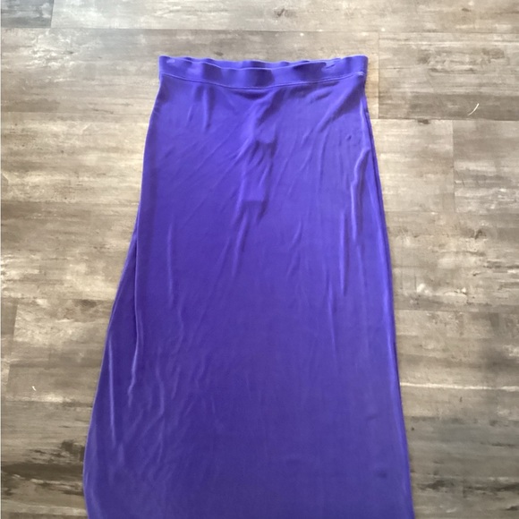 NWT Vintage Chic Women's Maxi Skirt in Vibrant Purple - Picture 4 of 14